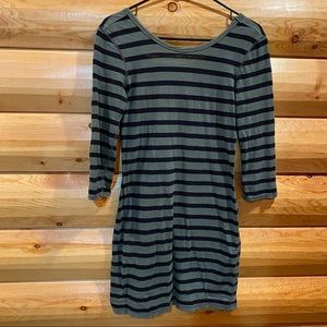 Express 3/4 sleeve dress